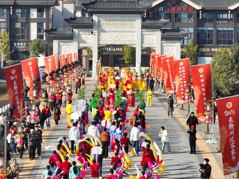巡游現(xiàn)場。受訪者供圖